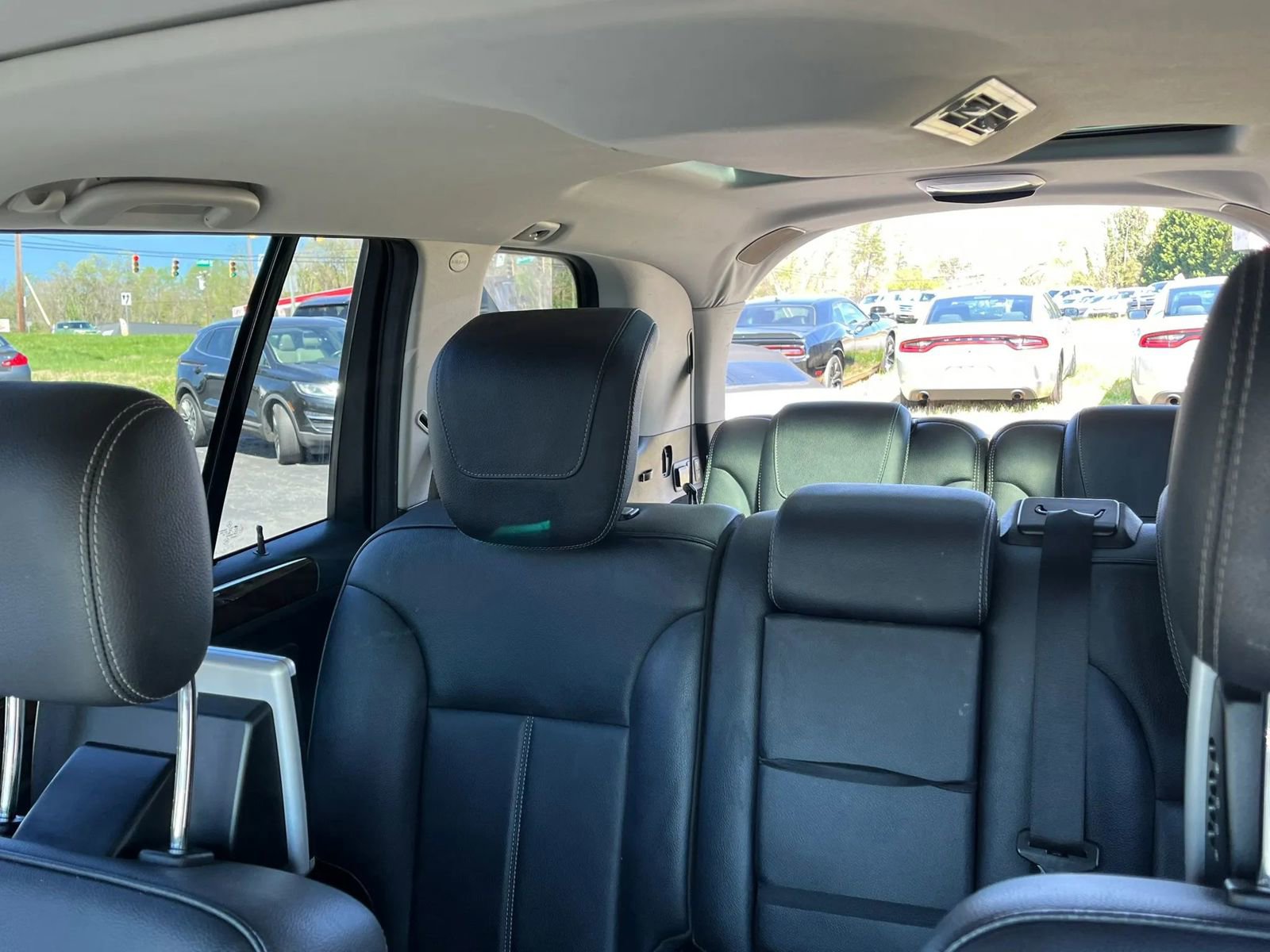 Used 2011 Mercedes-Benz GL 450 4MATIC image 14