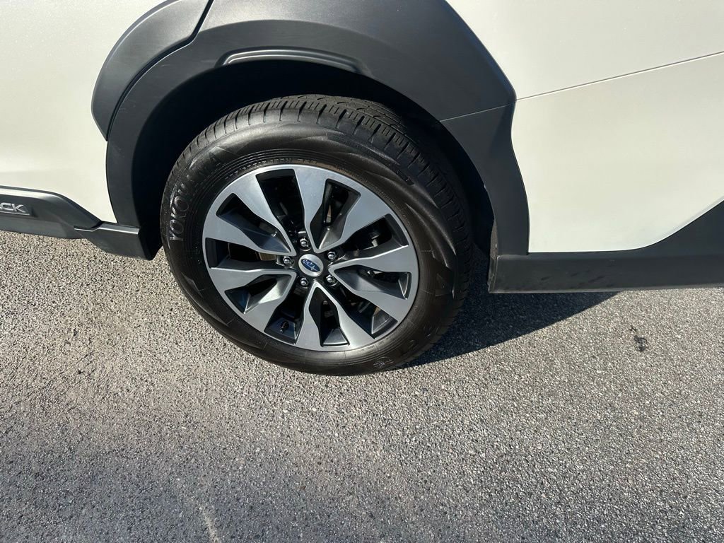 Used 2023 Subaru Outback Limited image 10