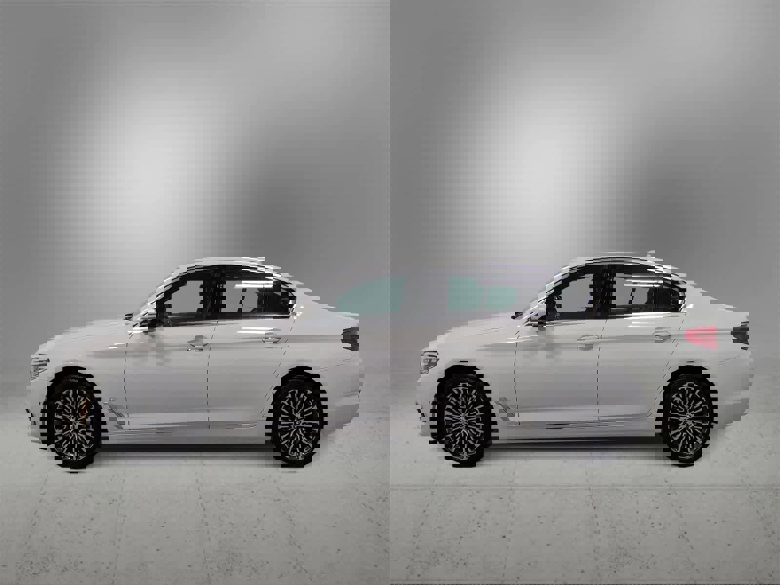 Used 2020 BMW 530i xDrive w/ Convenience Package image 5