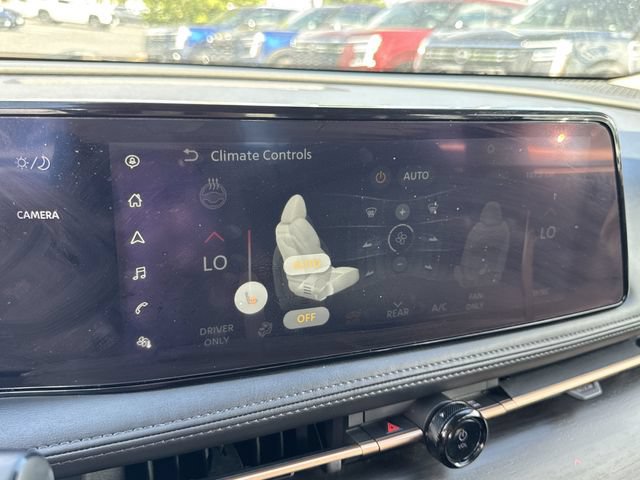 Certified 2023 Nissan Ariya AWD image 34