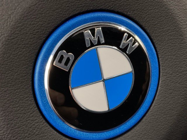 Used 2025 BMW i5 xDrive40 w/ Premium Package AWD/4WD image 61
