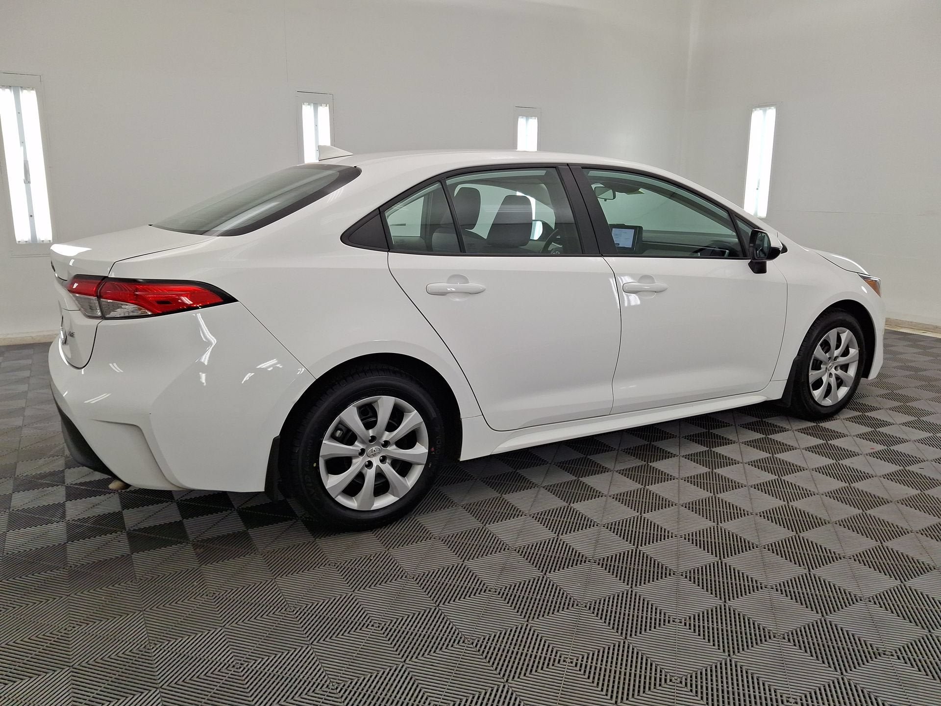 Certified 2025 Toyota Corolla LE FWD image 25