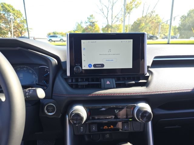 New 2025 Toyota RAV4 SE image 12