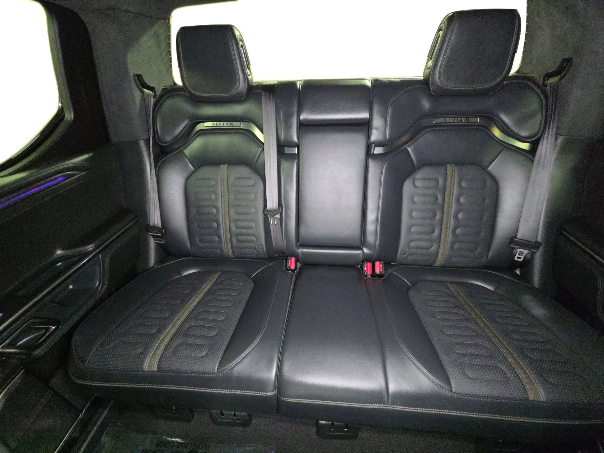 Used 2023 Rivian R1T Adventure AWD/4WD image 29