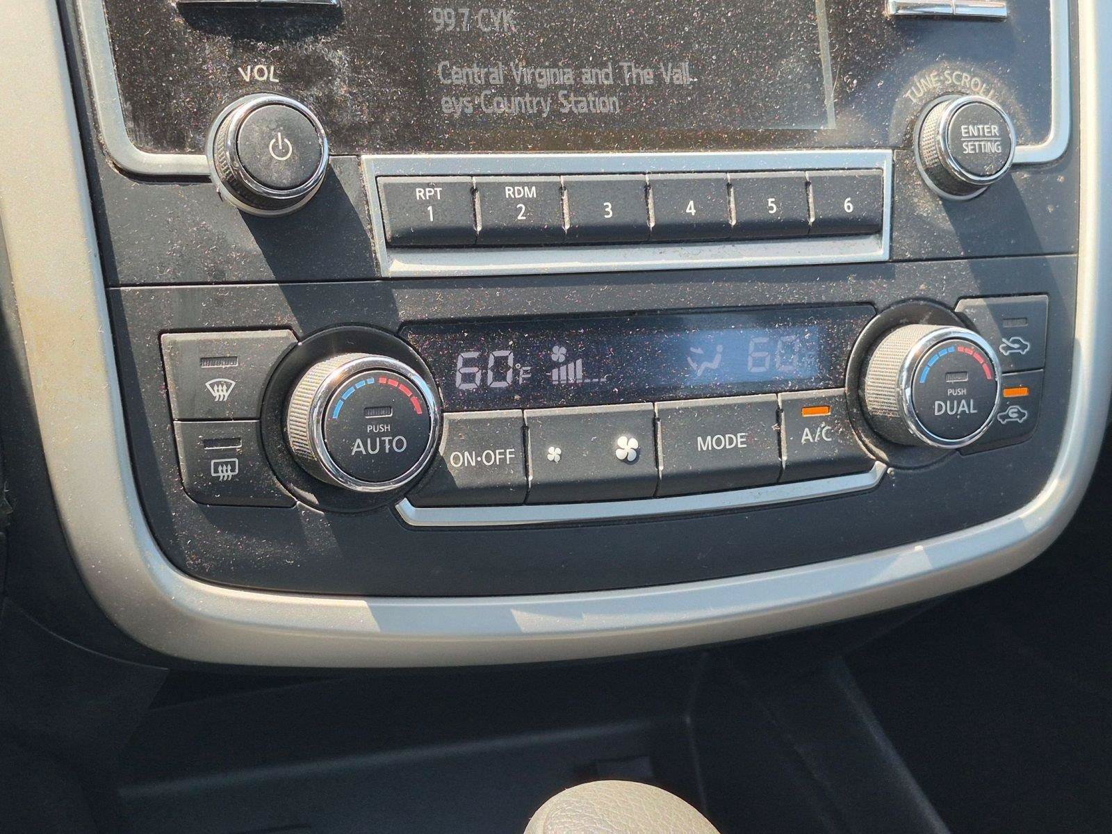 Used 2016 Nissan Altima 2.5 SV FWD image 28