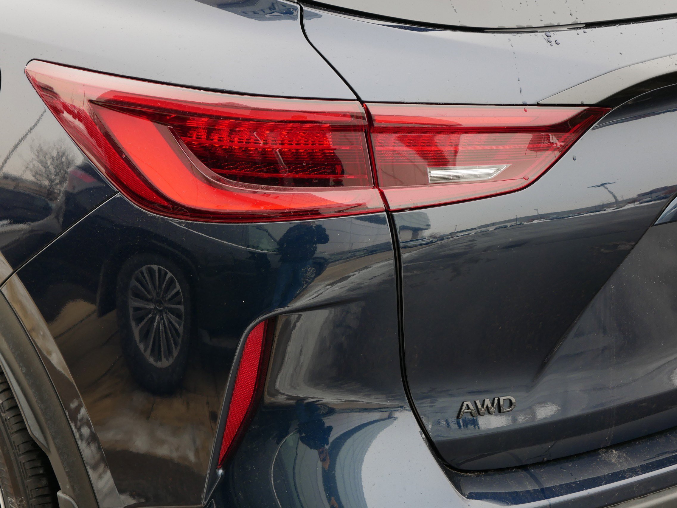 Certified 2025 INFINITI QX50 Sport image 17