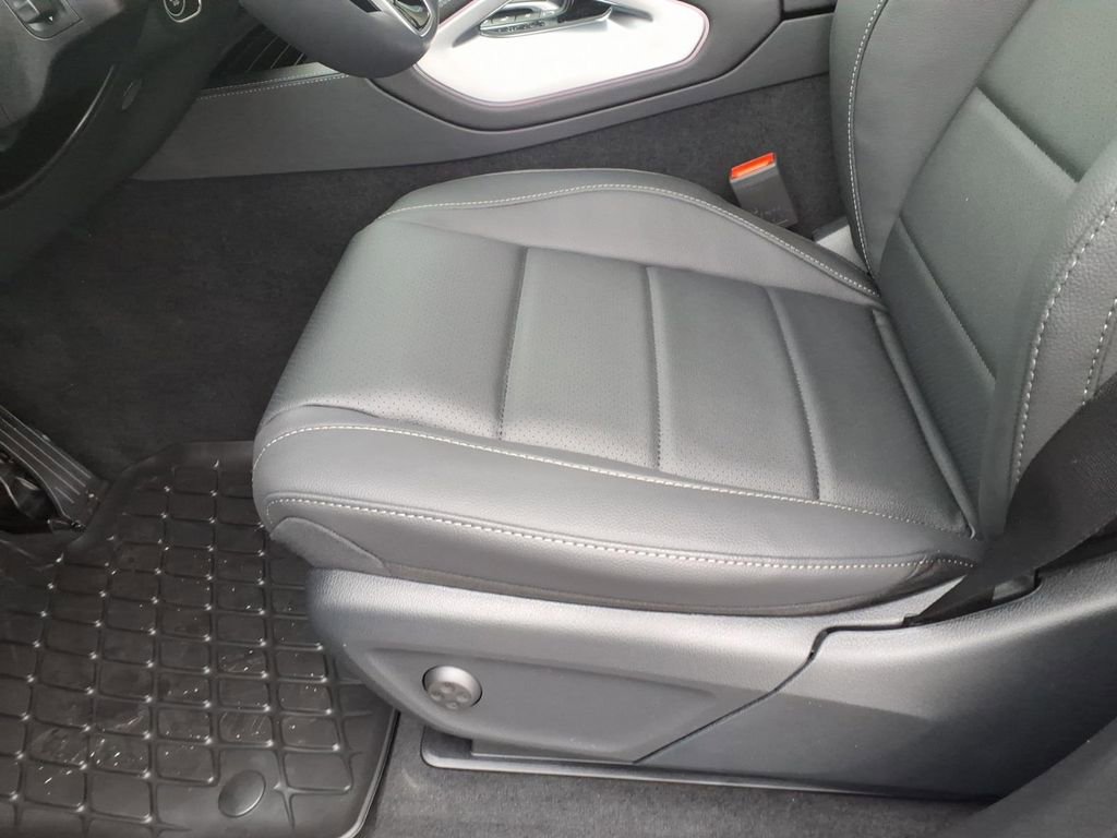New 2026 Mercedes-Benz GLE 450 4MATIC image 15