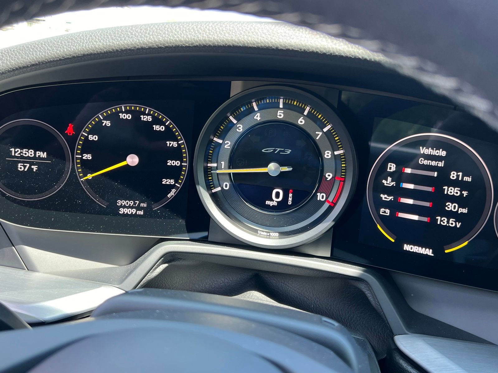 Certified 2024 Porsche 911 GT3 RWD image 27
