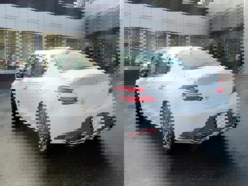 Used 2024 Genesis G70 2.5T w/ Sport Prestige Package image 7