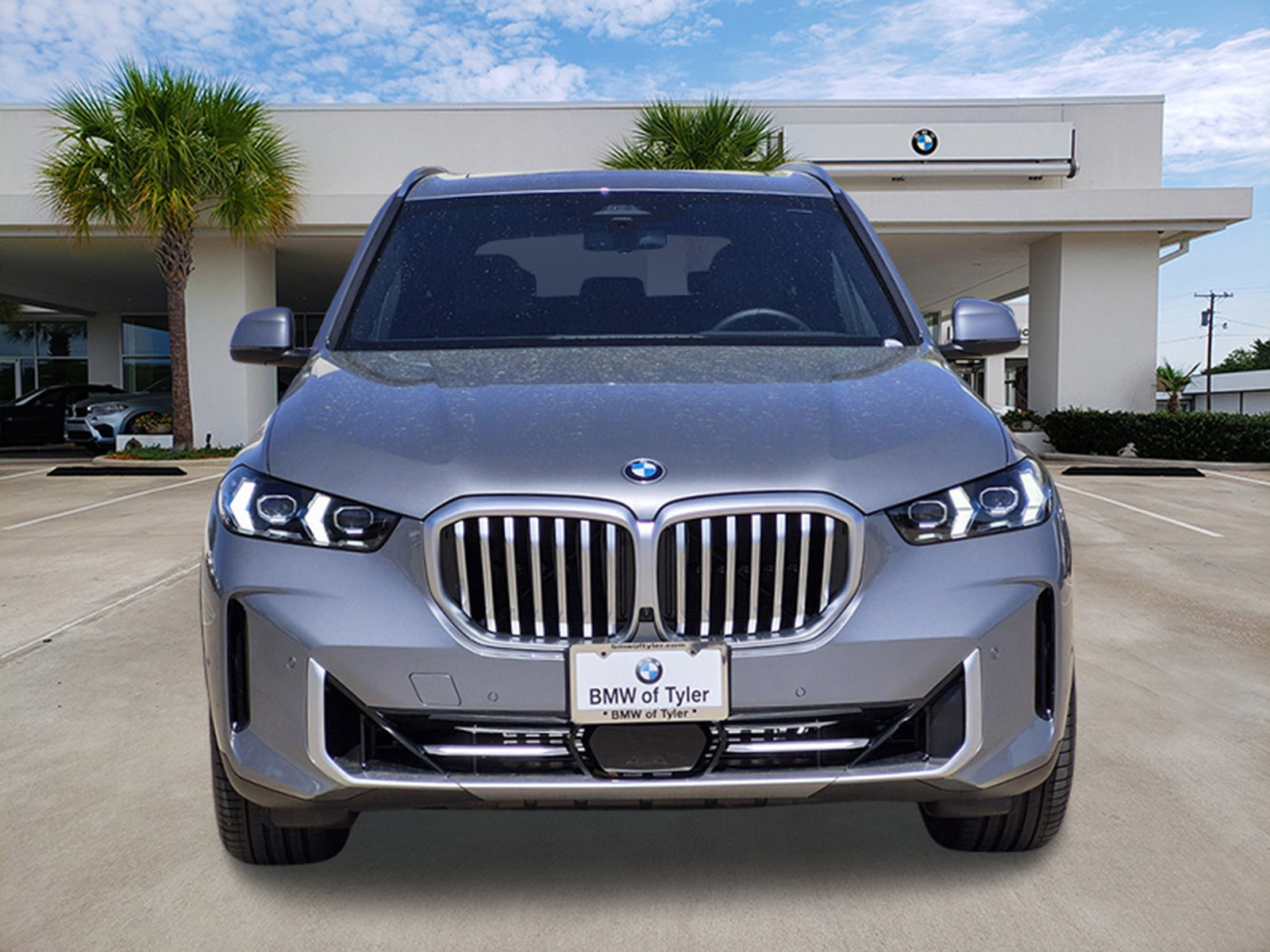 Certified 2026 BMW X5 xDrive40i w/ Climate Comfort Package image 2