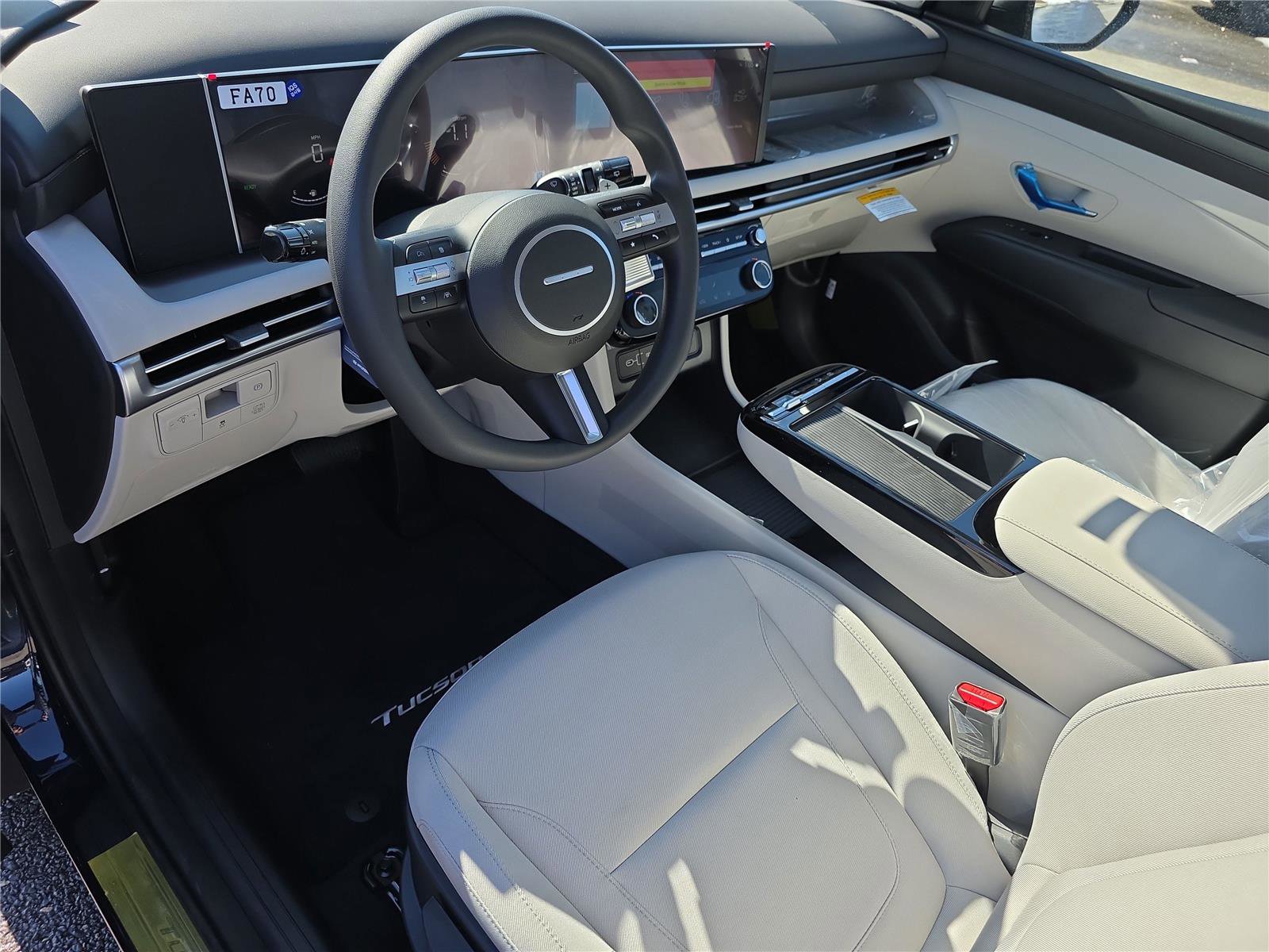 New 2026 Hyundai Tucson Blue SE w/ Tow & Go Package image 4