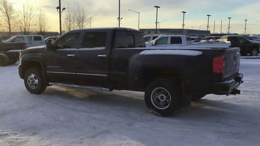 Used 2015 GMC Sierra 3500 Denali image 6