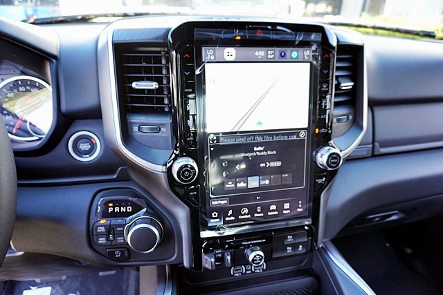 New 2026 RAM 1500 4x4 Crew Cab image 31