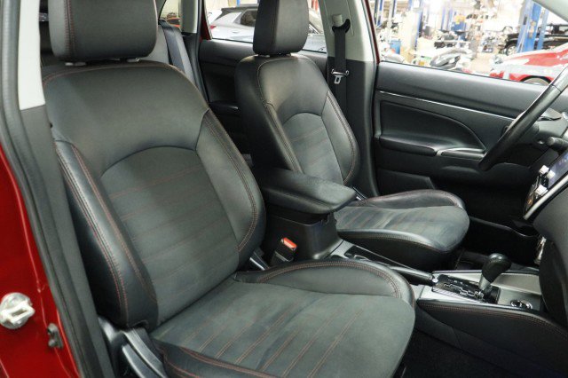 Used 2023 Mitsubishi Outlander Sport SE AWD/4WD image 23