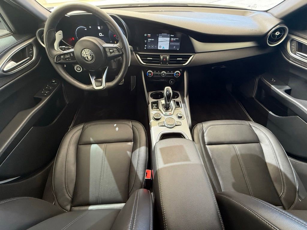 New 2025 Alfa Romeo Giulia RWD image 21