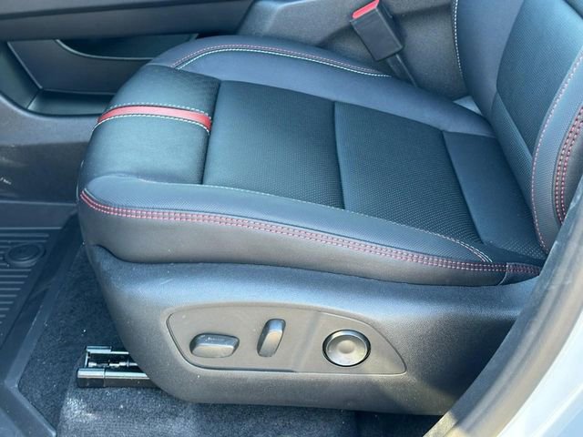 New 2026 Chevrolet Traverse RS w/ LPO, Floor Liner Package FWD image 13