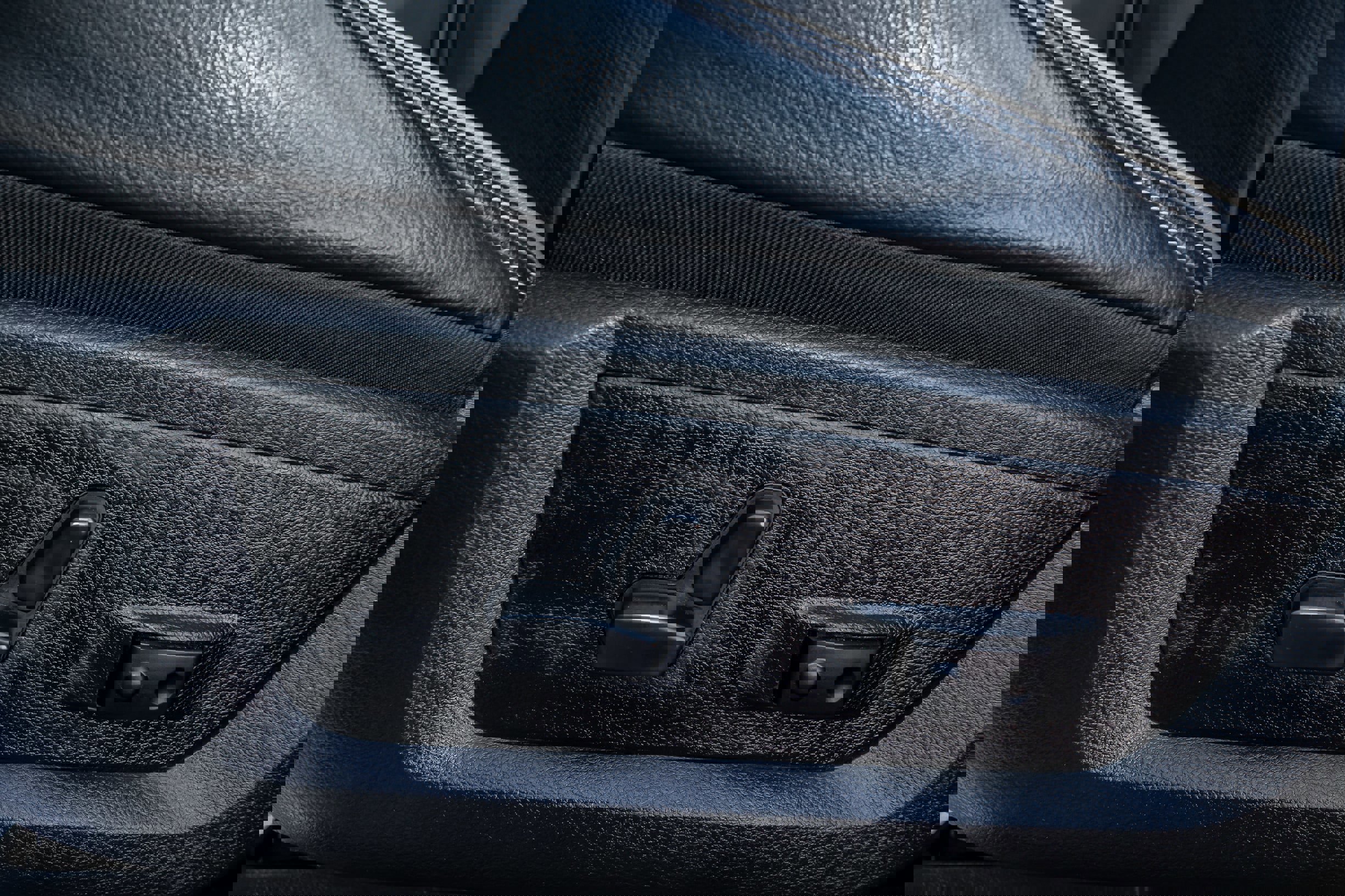 Used 2024 RAM 2500 Laramie w/ Night Edition image 11