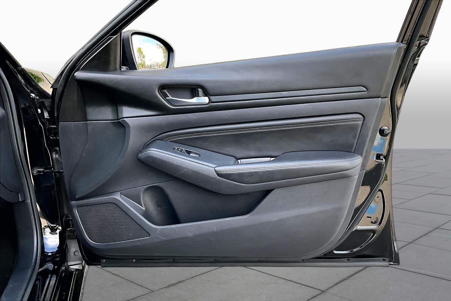 Used 2019 Nissan Altima 2.5 S FWD image 22