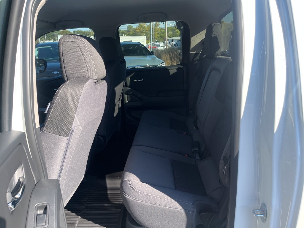 New 2026 Nissan Frontier SV w/ All-Weather Content Package AWD/4WD image 32