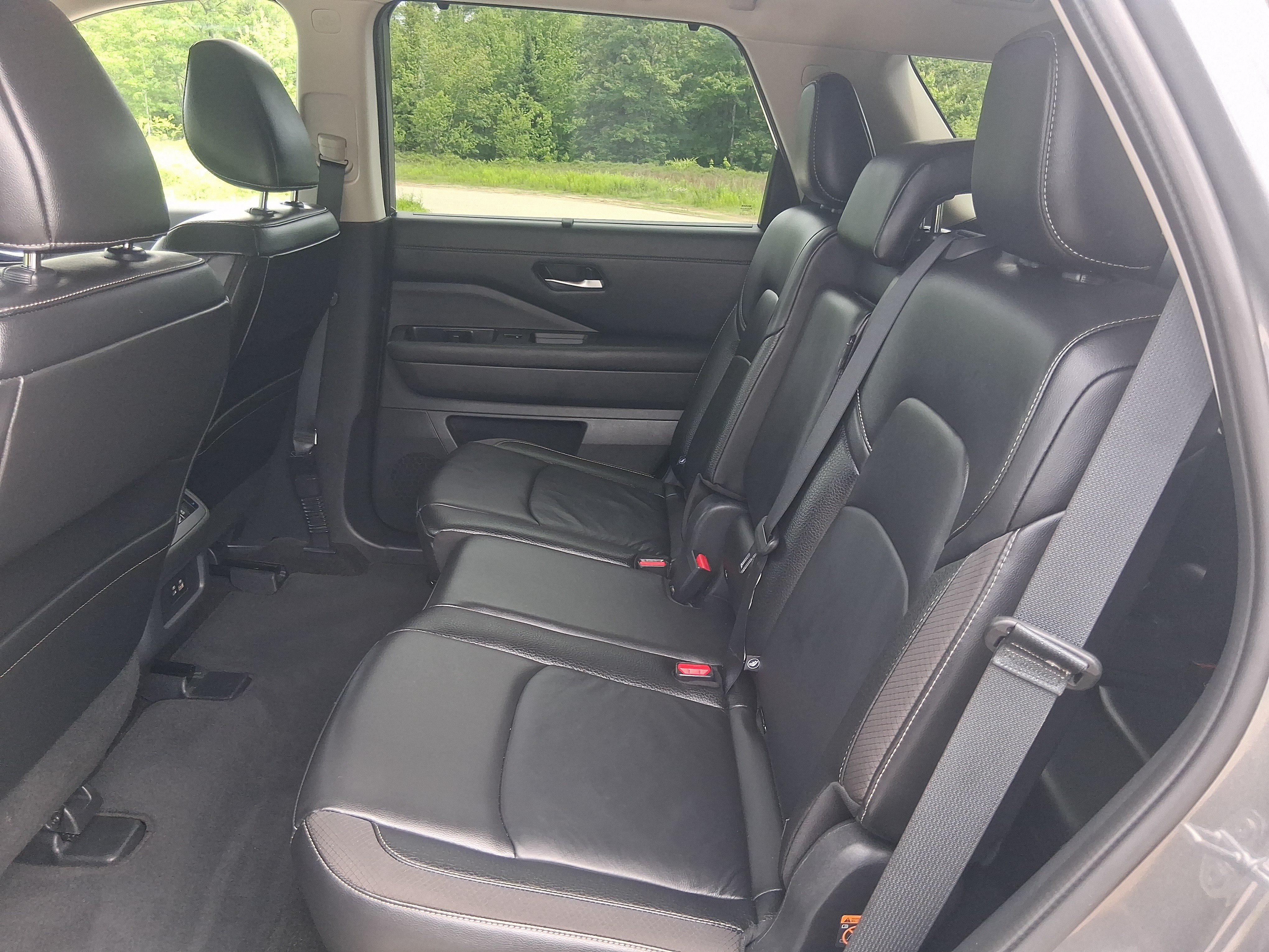 Certified 2025 Nissan Pathfinder SL AWD/4WD image 16
