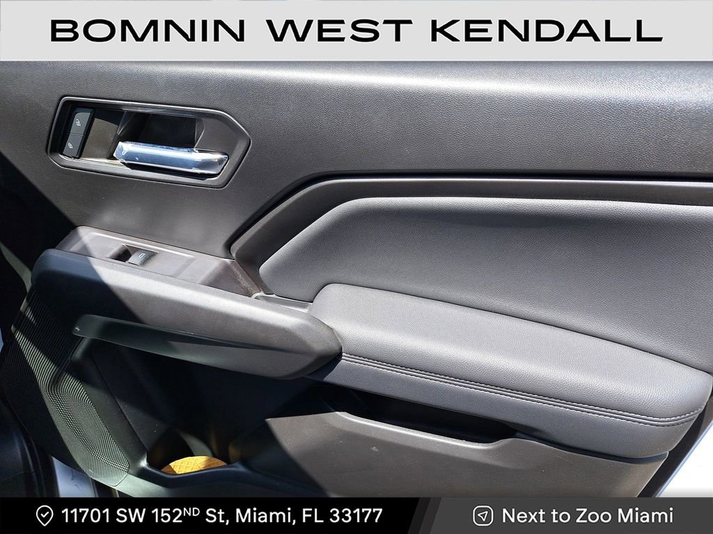 Used 2024 Chevrolet Colorado LT w/ LT Convenience Package image 11