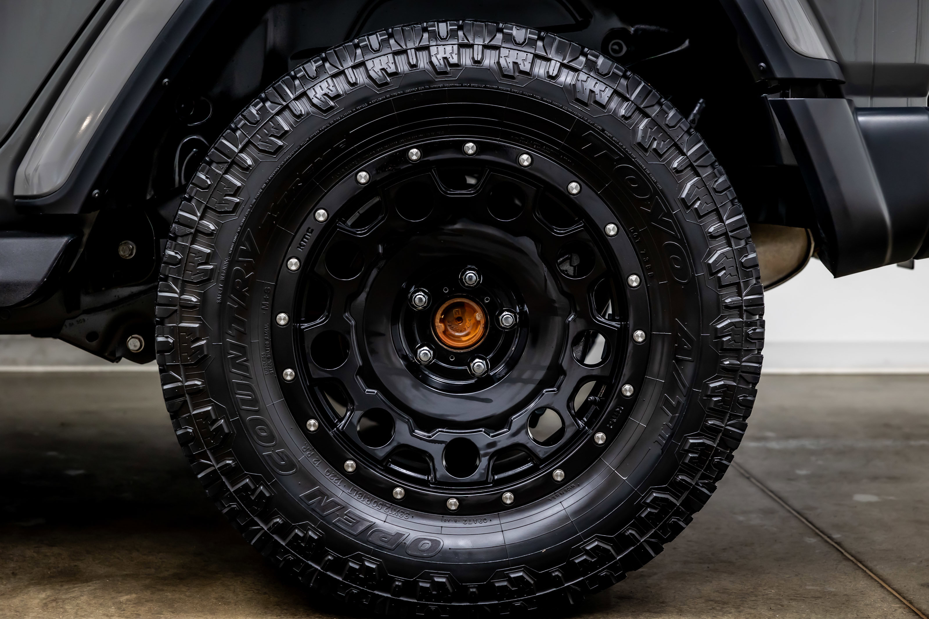 Used 2019 Jeep Wrangler Unlimited Sahara image 40