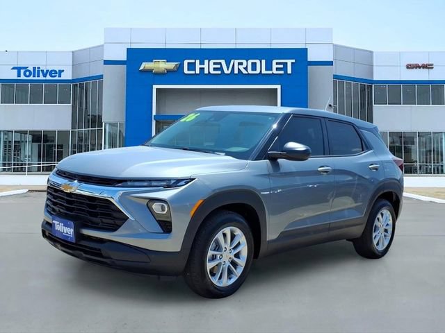 Used 2026 Chevrolet TrailBlazer LS w/ LS Convenience Package FWD image 2