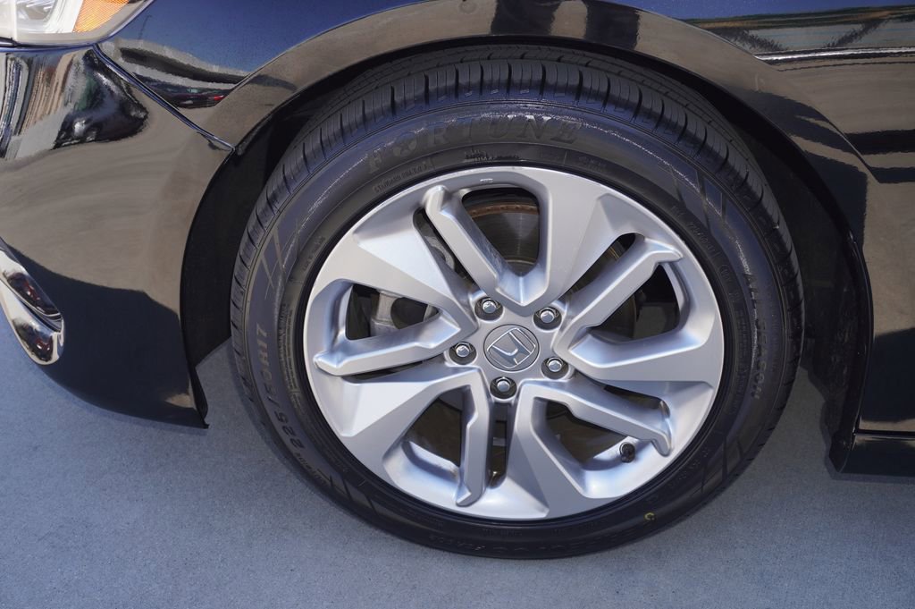 Used 2019 Honda Accord LX image 22