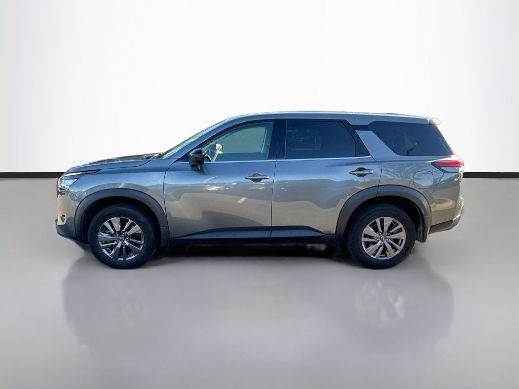 Used 2024 Nissan Pathfinder S FWD image 4