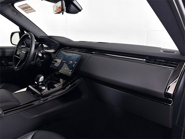 New 2025 Land Rover Range Rover Sport Dynamic SE image 31