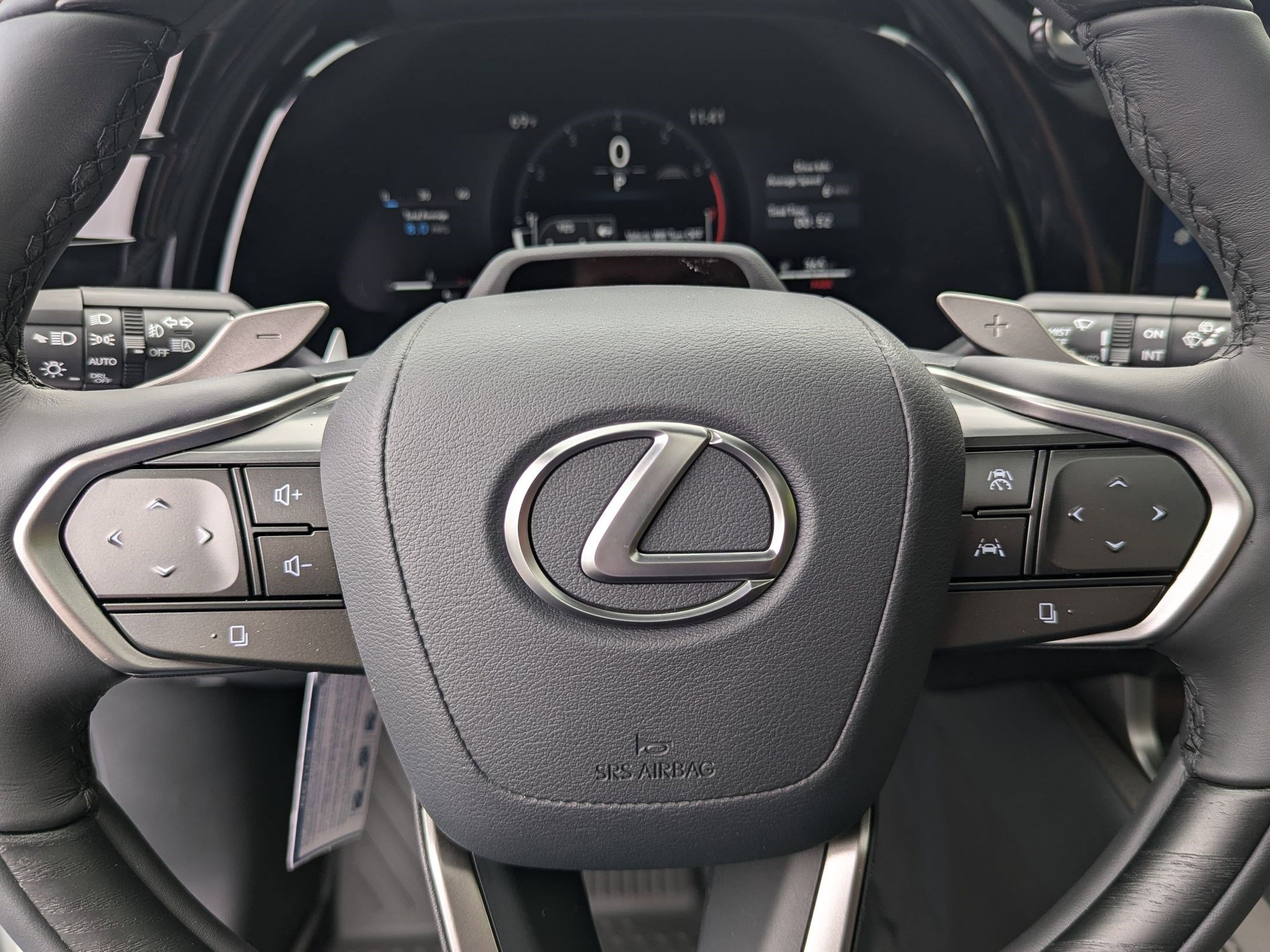 New 2025 Lexus RX 350 w/ Luxury Package image 14