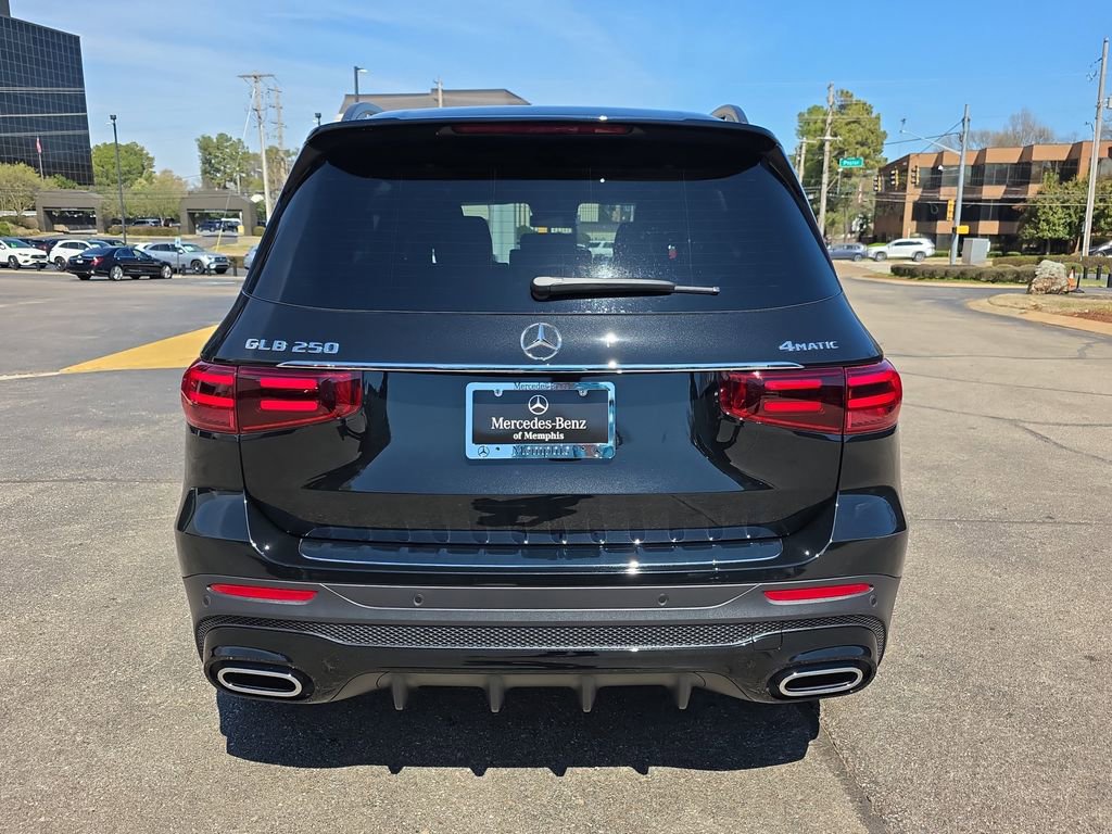 Certified 2025 Mercedes-Benz GLB 250 GLB 250 image 4