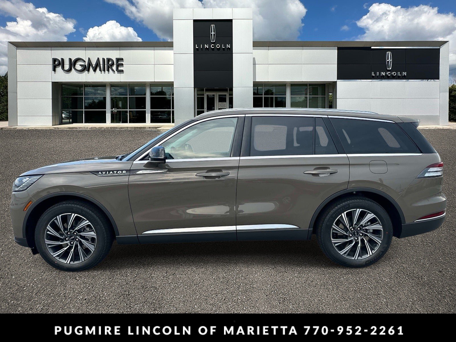 New 2026 Lincoln Aviator 2WD image 4