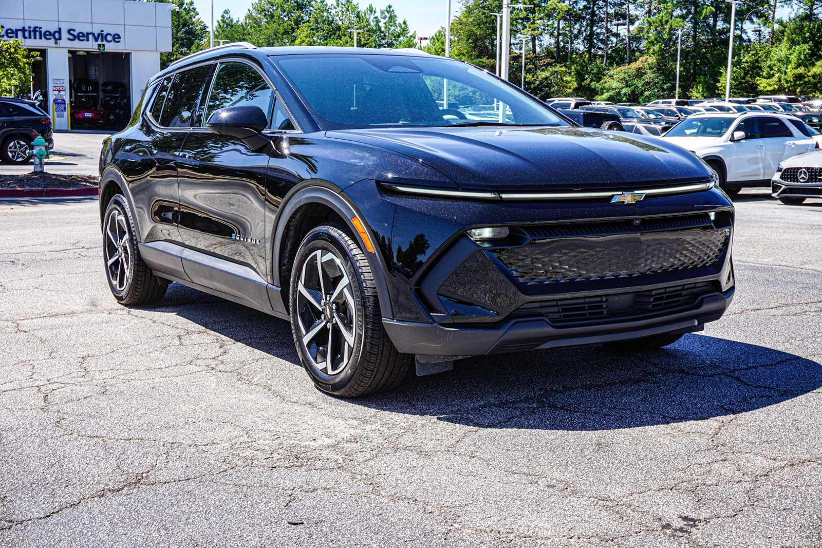 New 2026 Chevrolet Equinox EV LT FWD image 4