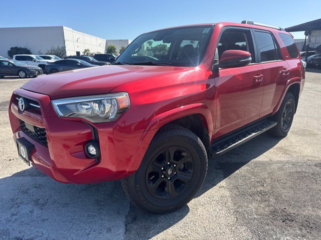 Used 2024 Toyota 4Runner SR5 Premium w/ Moonroof Package AWD/4WD image 14