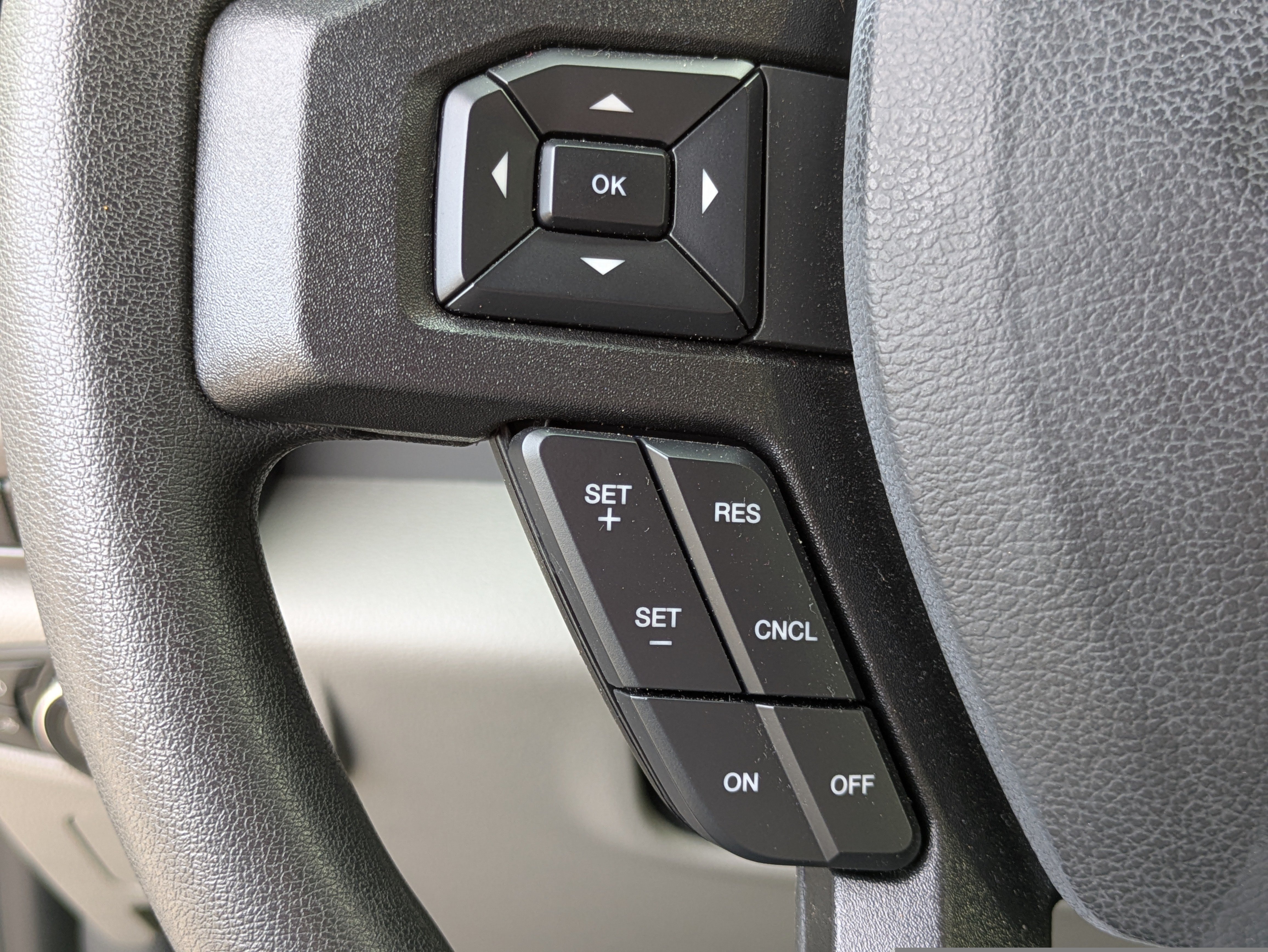Used 2022 Ford F250 XLT w/ XLT Value Package RWD image 17