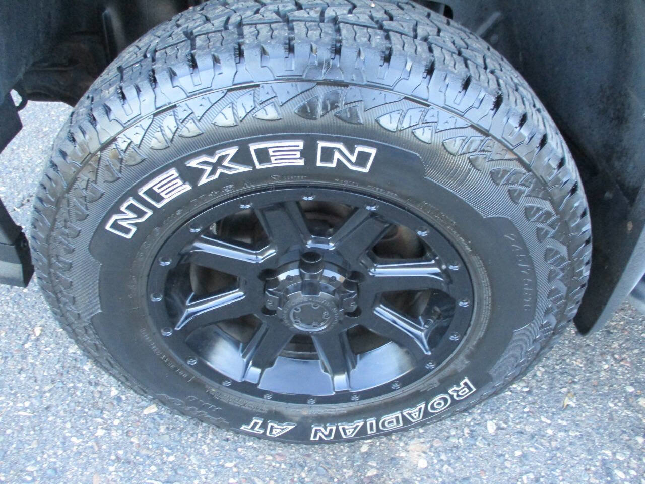 Used 2012 Chevrolet Colorado LT image 40
