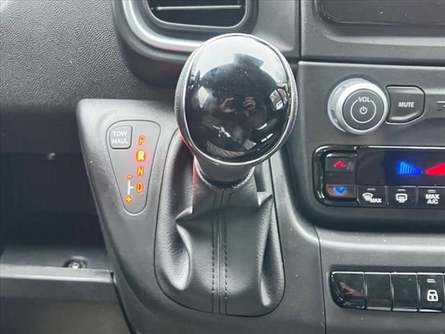 New 2025 RAM ProMaster 3500 w/ Quick Order Package 22G SLT image 17