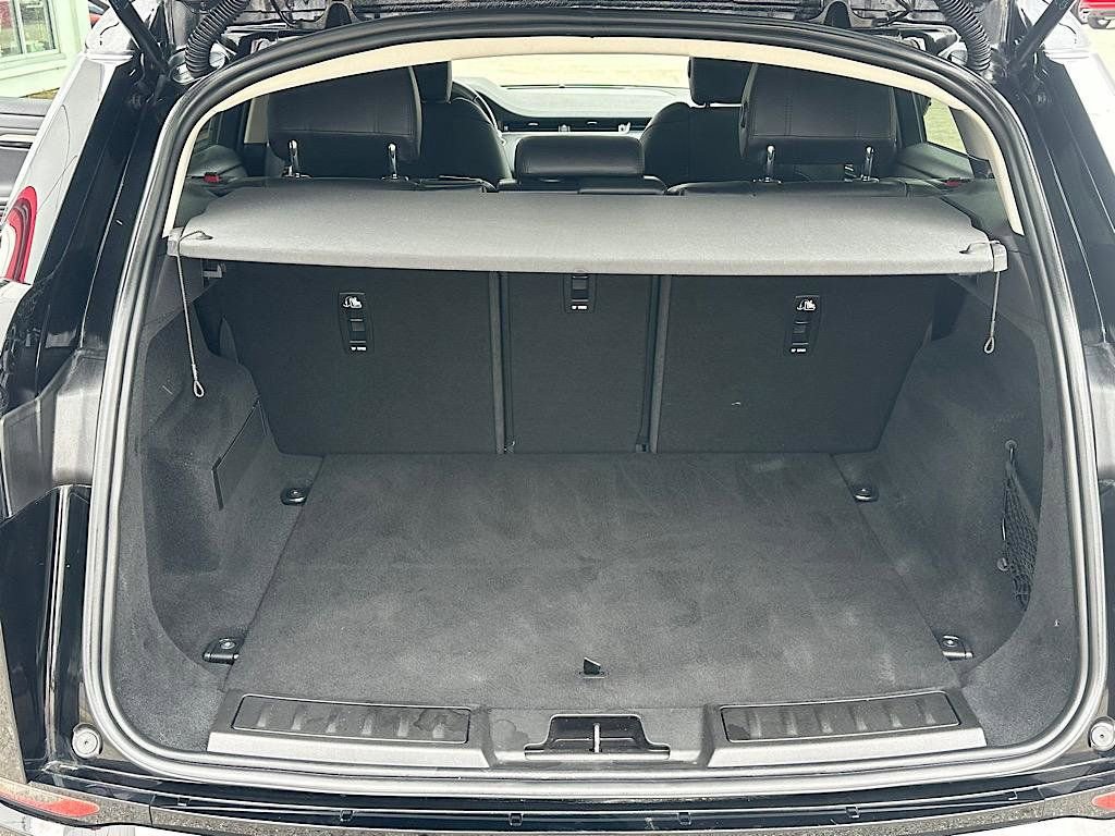 Used 2020 Land Rover Range Rover Evoque S image 9