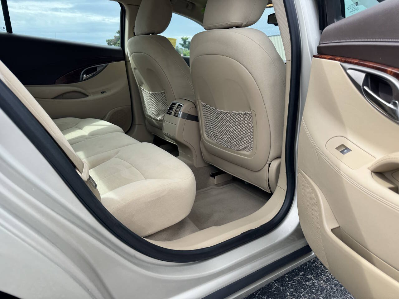 Used 2013 Buick LaCrosse FWD image 28