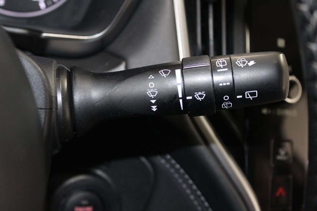 Used 2022 Subaru Outback Limited image 39