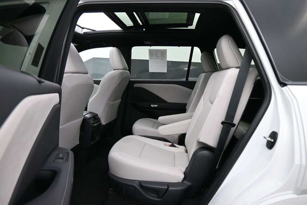 Used 2026 Lexus TX 350 AWD w/ Technology Package image 16