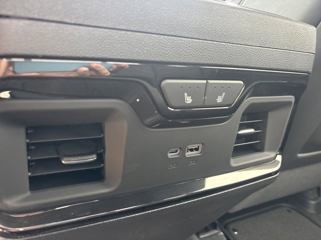 New 2026 GMC Sierra 1500 AT4X w/ LPO, Black Badging Package AWD/4WD image 19