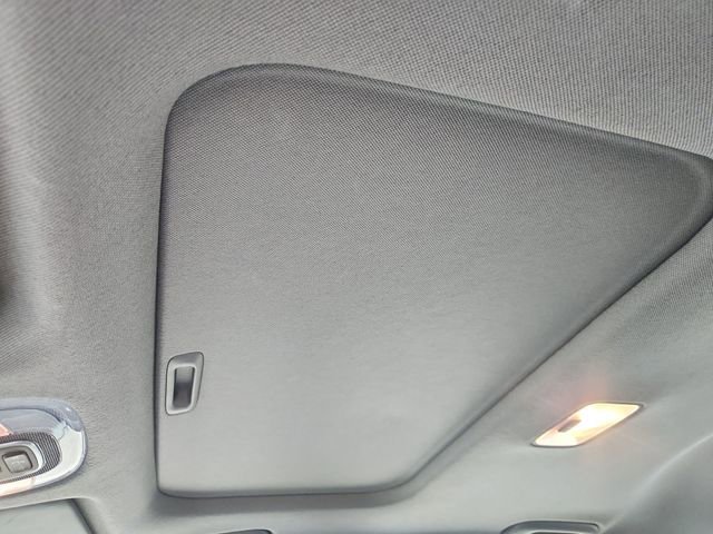 Used 2025 Hyundai Elantra SEL FWD image 19