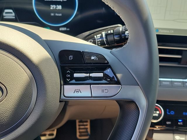 Certified 2025 Hyundai Elantra SEL FWD image 8