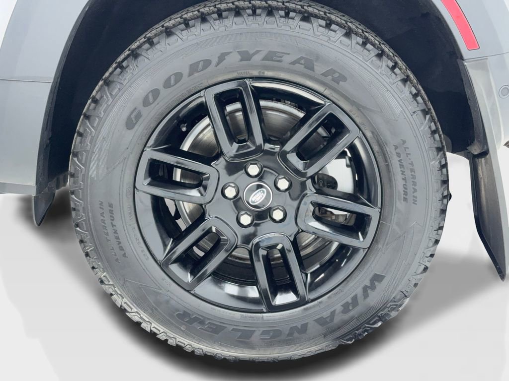 Used 2022 Land Rover Defender 110 SE AWD/4WD image 55