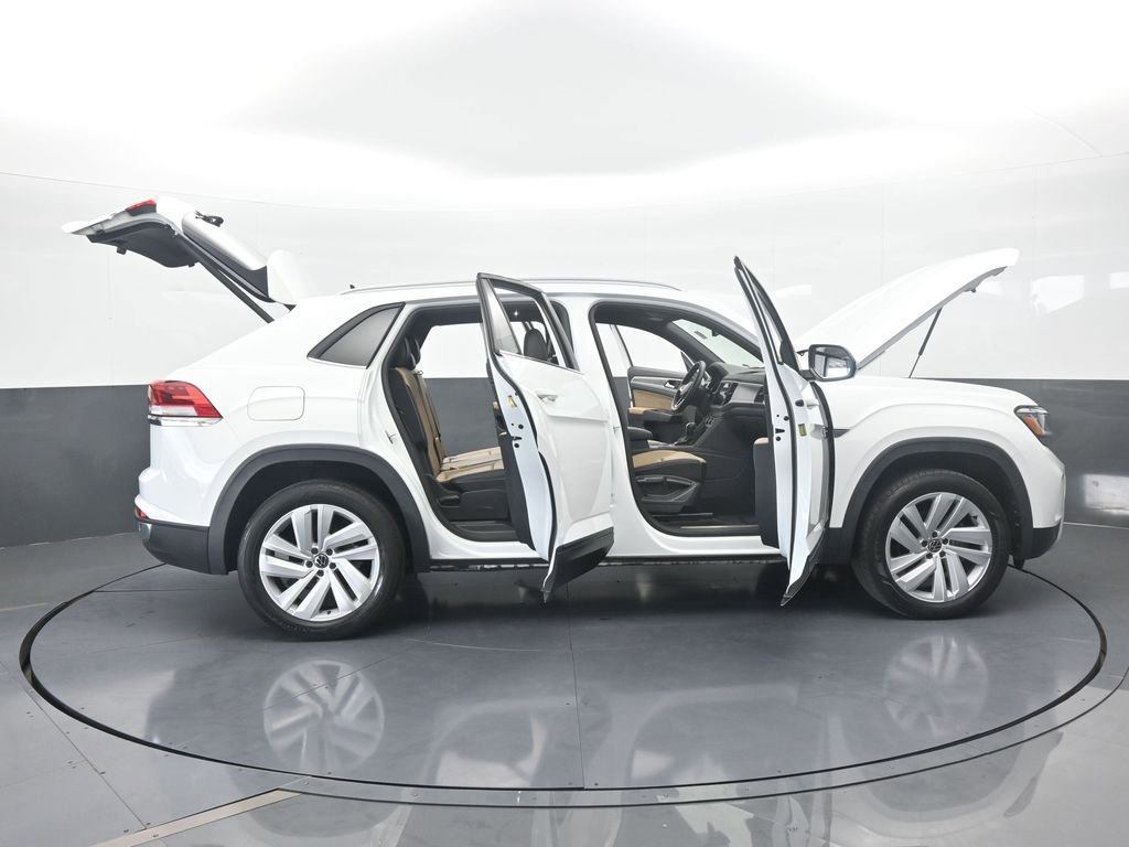 Used 2021 Volkswagen Atlas Cross Sport SE w/ Panoramic Sunroof Package image 77