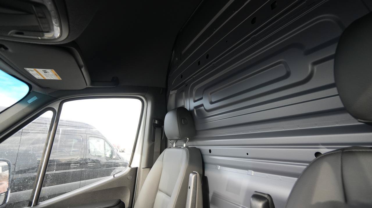 New 2026 Mercedes-Benz Sprinter 2500 image 11