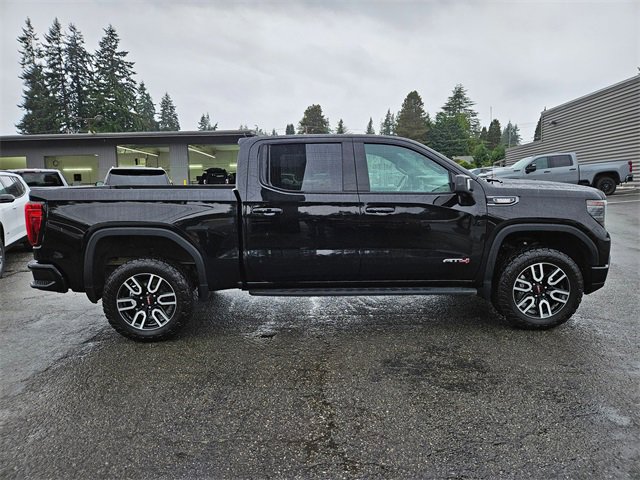 Used 2022 GMC Sierra 1500 AT4 w/ AT4 Preferred Package image 3