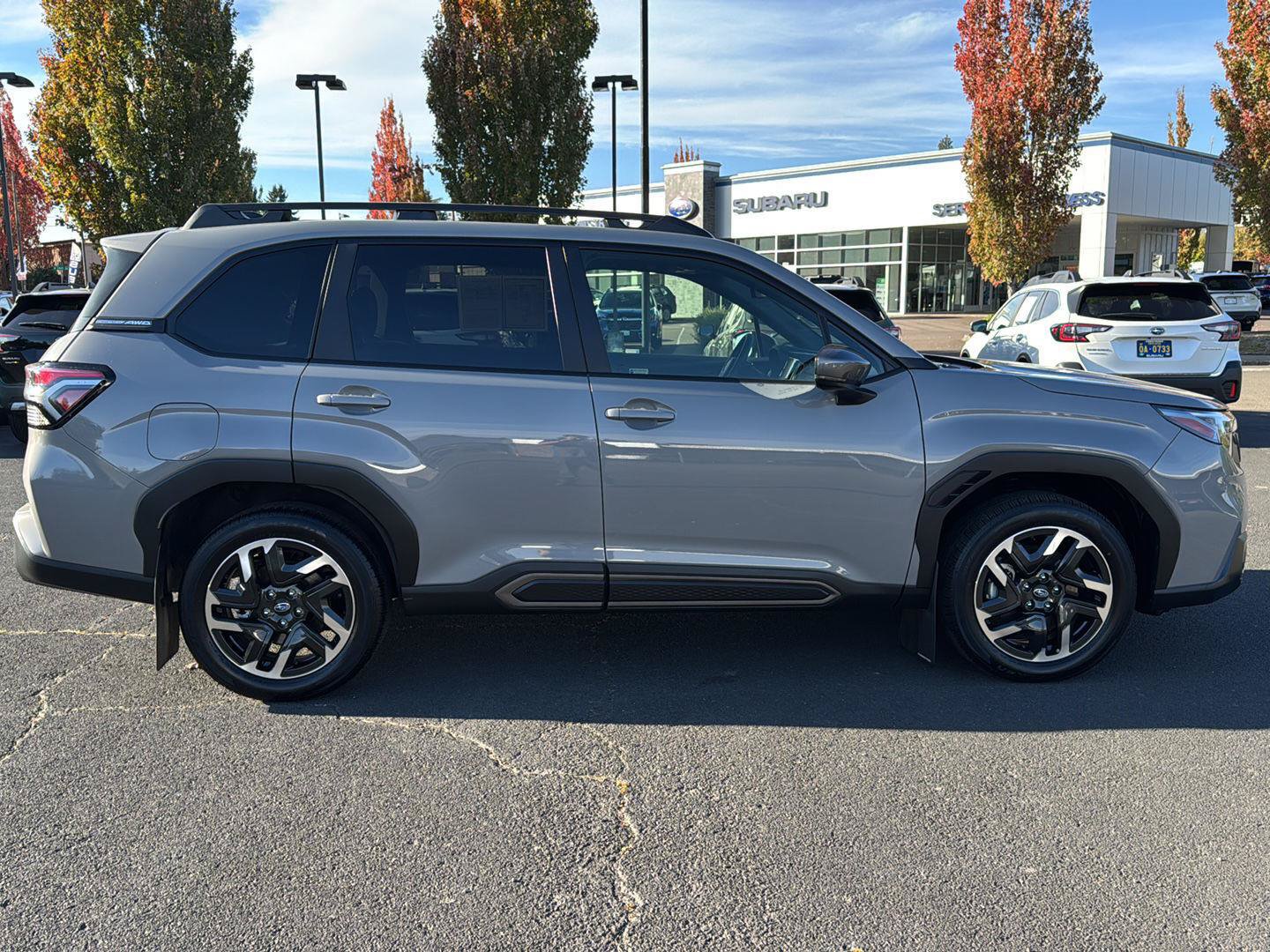 Used 2025 Subaru Forester Limited w/ Popular Package #2 AWD/4WD image 6
